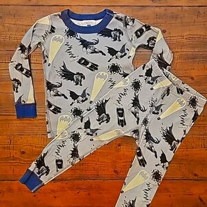 Hanna Andersson long-sleeved Batman pajamas, size 100cm (4)